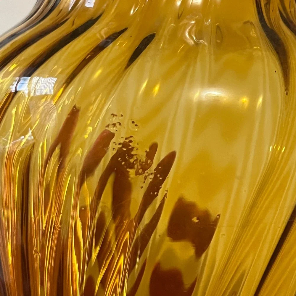Vintage Amber Glass‎ Optic Swirl Vase Ruffled Rim Mid Century Modern 10.5 Inch